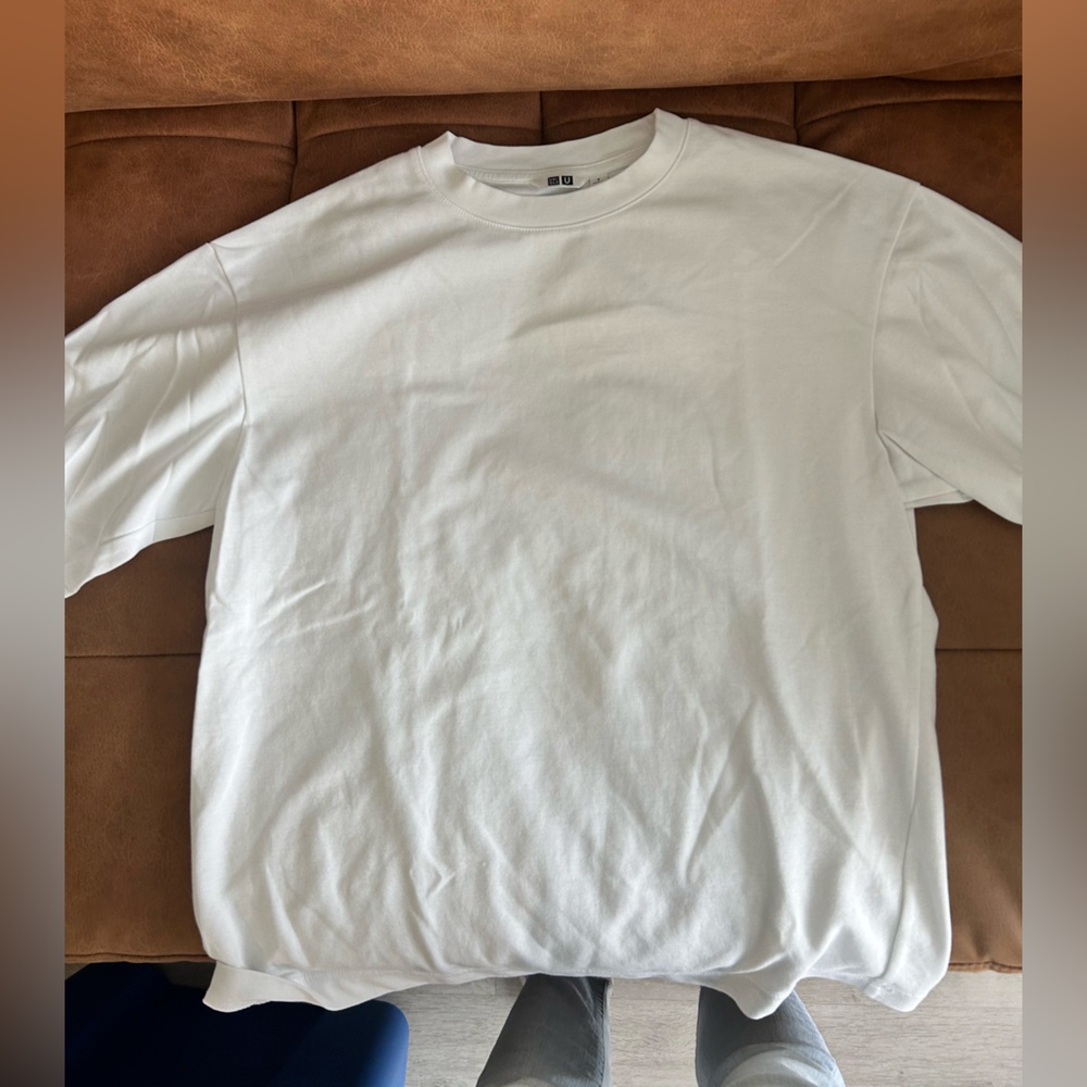 Uniqlo Pure White Crew Neck Tee